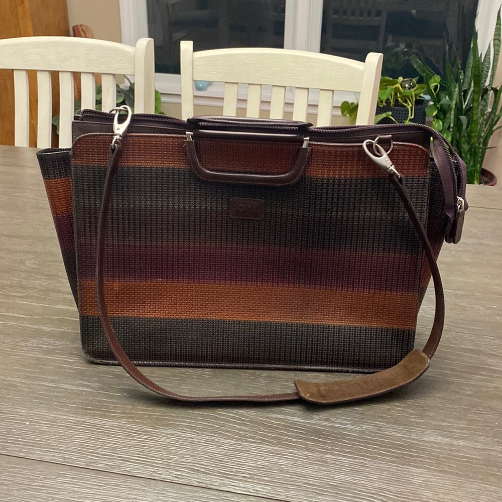 Casa Lopez genuine leather Argentinian tote/laptop/briefcase bag